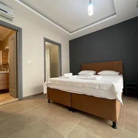 Deniz ve Dağ Manzaralı 4+2 Villa Elanur Villa Göcek