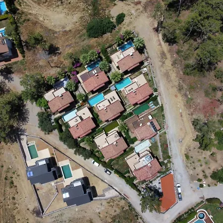 Deniz ve Dağ Manzaralı 4+2 Villa Elanur Villa
