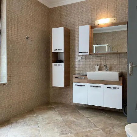 Deniz ve Dağ Manzaralı 4+2 Villa Elanur * Göcek